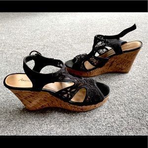 American Eagle Lace Wedges